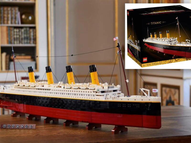 how many pieces is the lego titanic