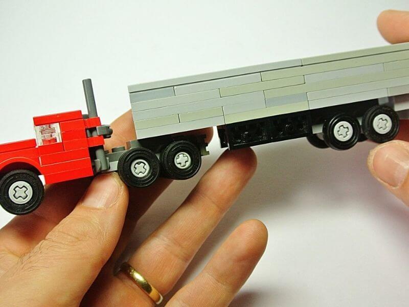 how to make a lego truck